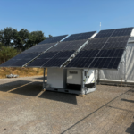 Panneaux photovoltaïques associés à une solution de stockage d'énergie Revolt Energy Green